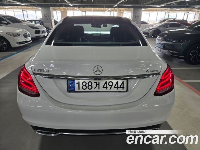 Mercedes-Benz C-Class из Кореи Encar