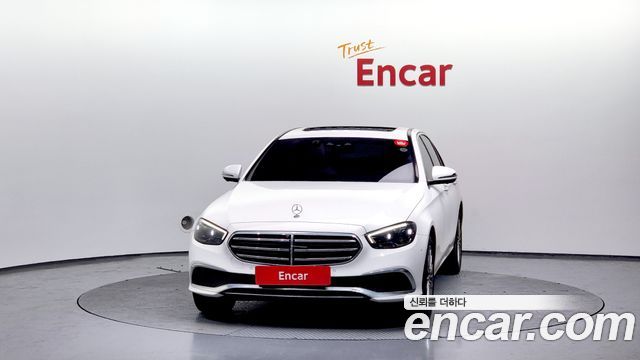 Mercedes-Benz E-Class E220d 4MATIC Exclusive — пробег 16 893 км — фото 3 из 5