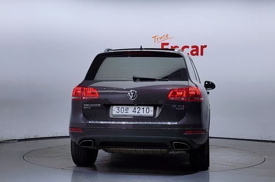Volkswagen Touareg V6 3.0 TDI Bluemotion 7P5 — пробег 89 193 км — фото 4 из 5