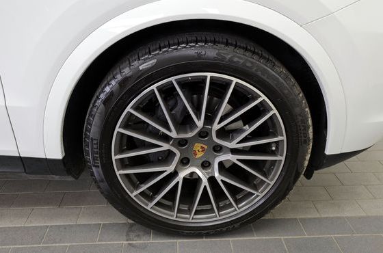 Porsche Cayenne 3.0 — пробег 57 333 км — фото 5 из 5