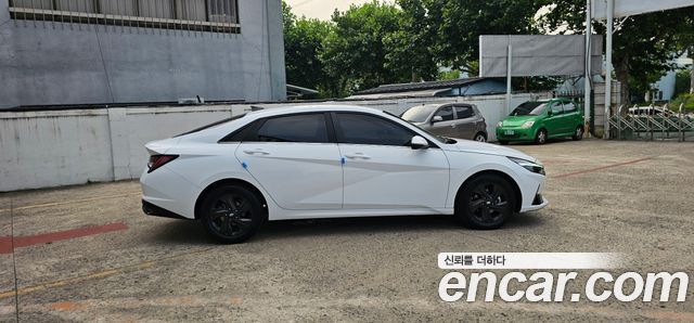 Hyundai AVANTE 1.6 Inspiration — пробег 28 931 км — фото 4 из 5