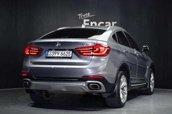 BMW X6 xDrive 30d — пробег 152 107 км — фото 2 из 5