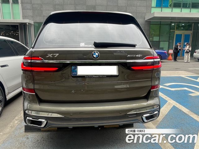 BMW X7 xDrive 40i M Sport 7STR — пробег 4 000 км — фото 4 из 5