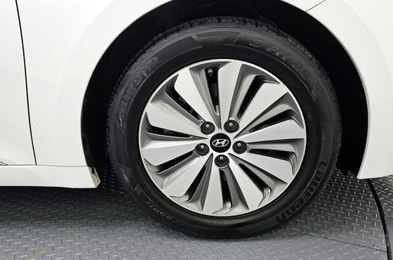 Hyundai Grandeur Premium — пробег 101 281 км — фото 5 из 5