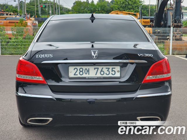 Hyundai Equus VS380 Prestige VVIP PACK — пробег 208 104 км — фото 4 из 5