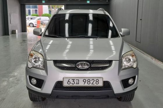 Kia Sportage Gasoline 2WD TLX Deluxe — пробег 188 376 км — фото 3 из 5