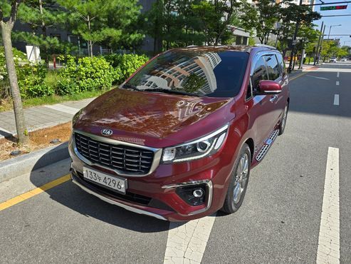 Kia Carnival 9-Seater Prstige — пробег 83 129 км — фото 1 из 5