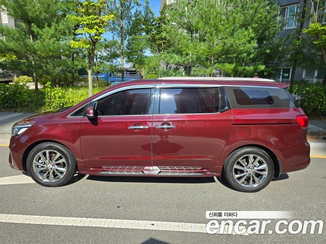 Kia Carnival из Кореи Encar