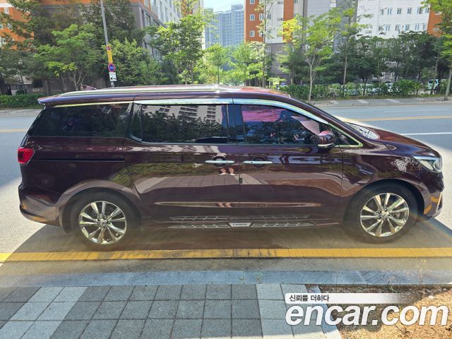 Kia Carnival из Кореи Encar
