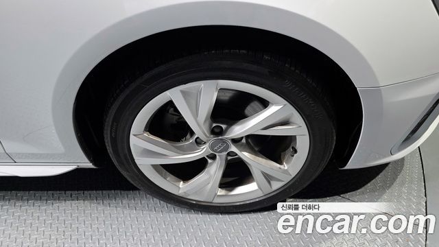Audi A4 из Кореи Encar