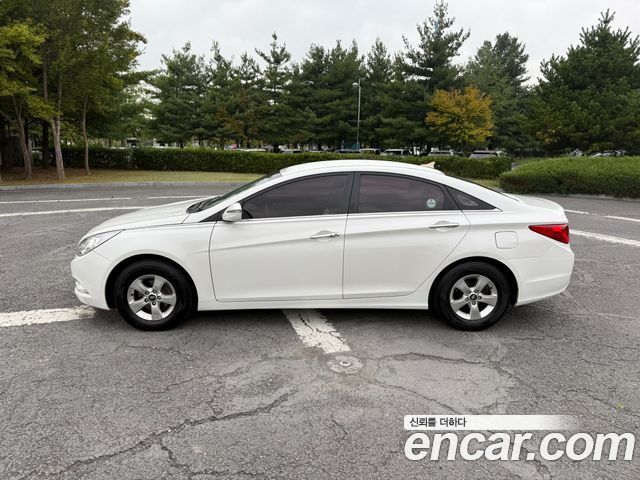 Hyundai Sonata LPI Smart — пробег 199 000 км — фото 3 из 5