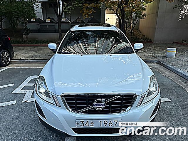 Volvo XC60 D5 AWD 1st — пробег 111 672 км — фото 3 из 5