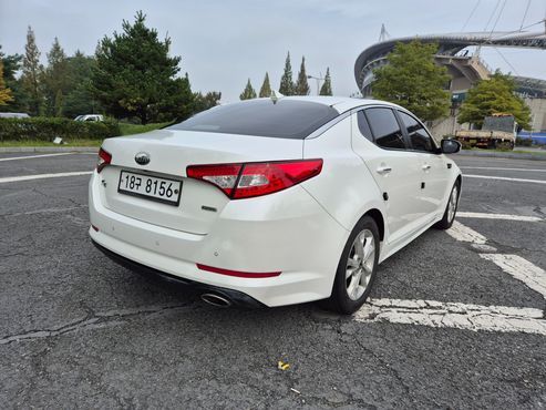 Kia K5 2.0 Prestige Standard — пробег 180 640 км — фото 4 из 5