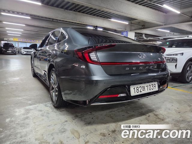 Hyundai Sonata 2.0 Premium Plus — пробег 41 588 км — фото 2 из 5