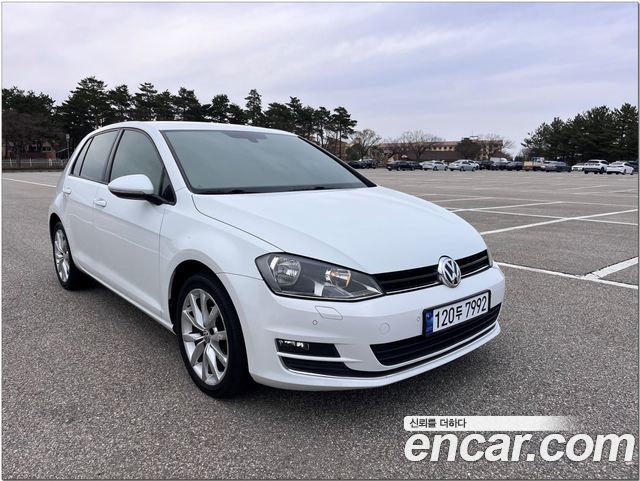 Volkswagen Golf 1.6 TDI — пробег 99 222 км — фото 1 из 5
