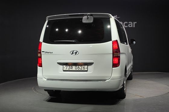 Hyundai Starex 12-Seater LPi Wagon CVX Luxury — пробег 159 905 км — фото 4 из 5