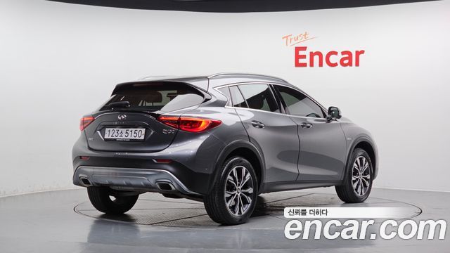 Infiniti QX30 из Кореи Encar