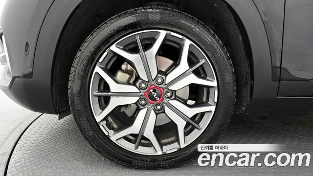 Kia Seltos Gasoline 1.6 Turbo 4WD Signature — пробег 40 832 км — фото 5 из 5