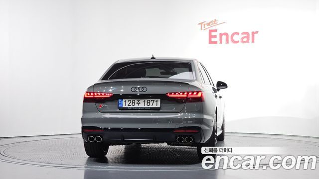 Audi S4 из Кореи Encar