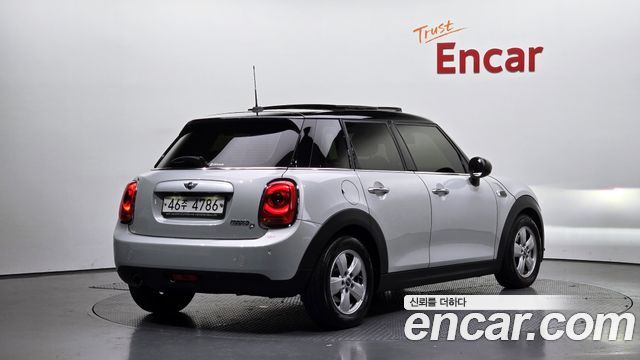 Mini Cooper из Кореи Encar