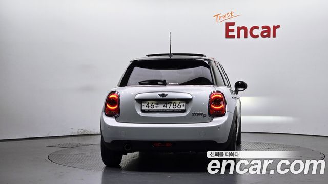 Mini Cooper из Кореи Encar