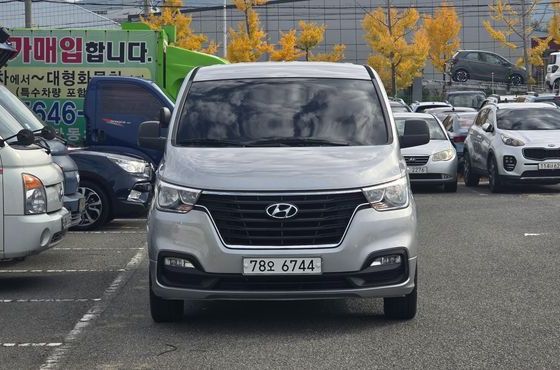 Hyundai Starex Wagon 11-Seater Smart — пробег 101 342 км — фото 3 из 5