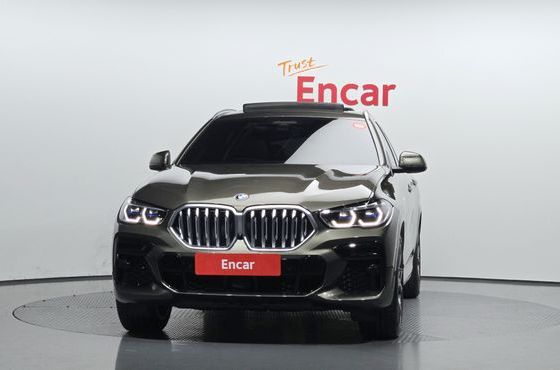 BMW X6 xDrive40i M Sport — пробег 14 959 км — фото 3 из 5