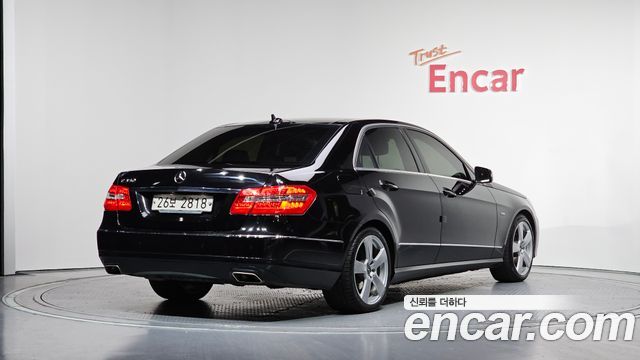 Mercedes-Benz E-Class из Кореи Encar