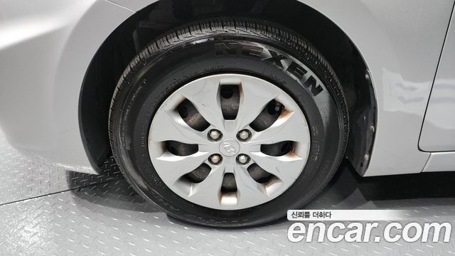 Hyundai Accent из Кореи Encar
