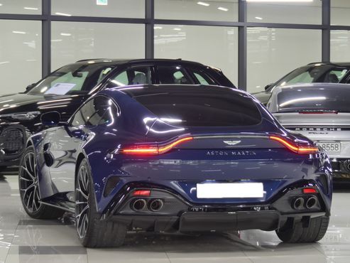 Astonmartin Vantage 4.0 V8 Coupe — пробег 4 000 км — фото 3 из 5
