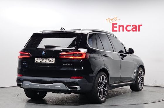 BMW X5 xDrive 45e xLine — пробег 89 455 км — фото 2 из 5