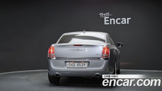 Chrysler 300C из Кореи Encar