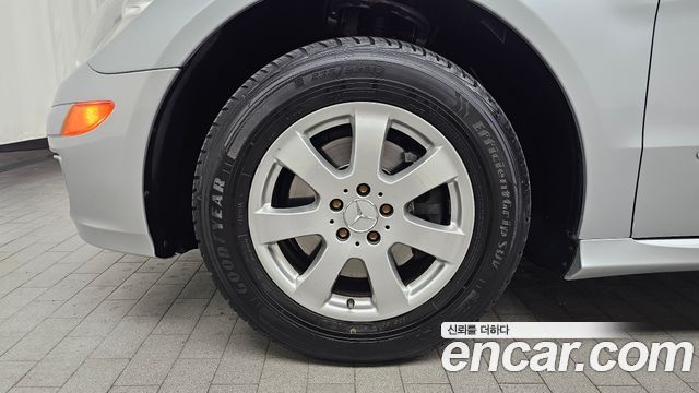 Mercedes-Benz R-Class из Кореи Encar