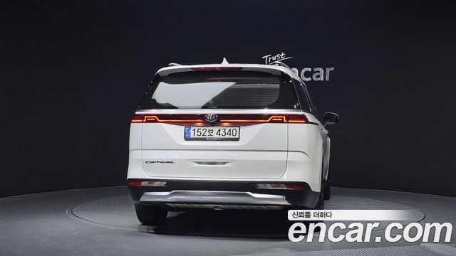 Kia Carnival из Кореи Encar