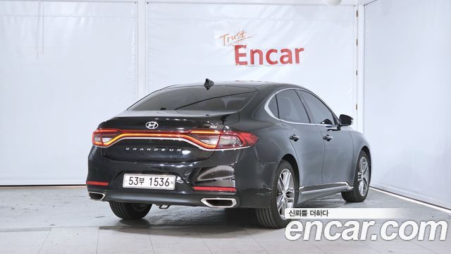 Hyundai Grandeur из Кореи Encar