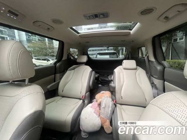 Kia Carnival HEV 9seater Nobless — пробег 4 560 км — фото 3 из 5