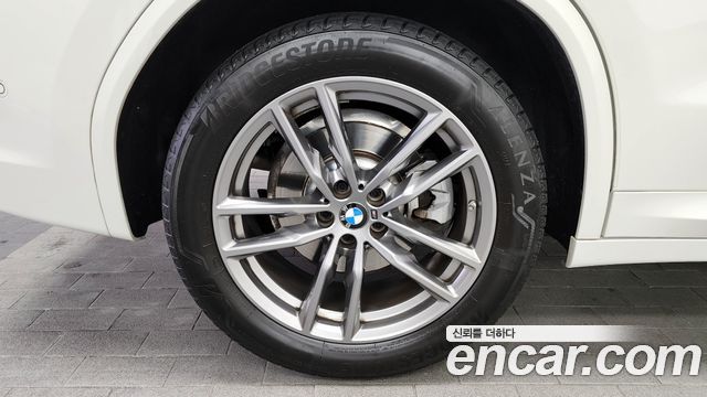 BMW X3 xDrive 20i M sports Online Exclusive Edition — пробег 30 096 км — фото 5 из 5
