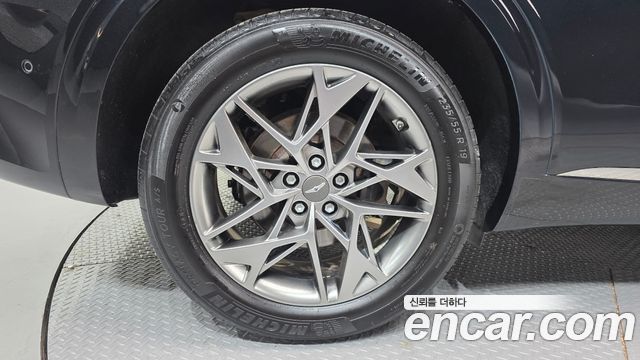 Genesis GV70 2.5T Gasoline AWD — пробег 104 212 км — фото 5 из 5