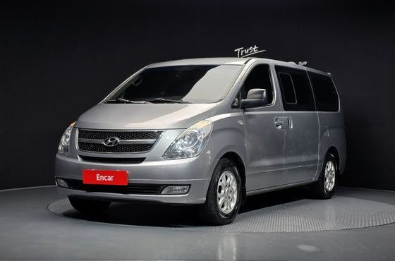 Hyundai Starex 11-Seater Wagon CVX Luxury — пробег 105 598 км — фото 1 из 5