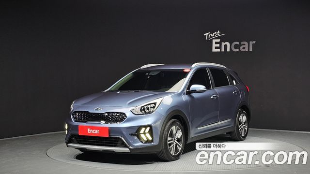 Kia Niro 1.6 HEV Prestige — пробег 92 614 км — фото 1 из 5