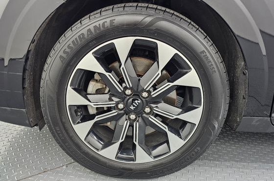 Kia Carnival 9-Seater Prestige — пробег 53 030 км — фото 5 из 5