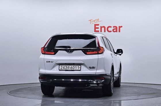 Honda CR-V 2.0 Hybrid Touring 4WD — пробег 42 045 км — фото 4 из 5