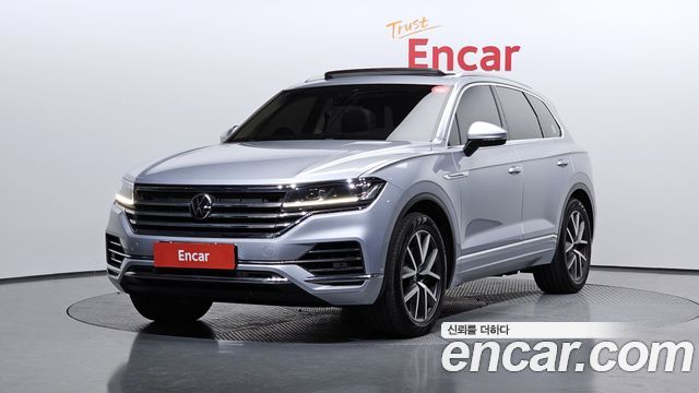 Volkswagen Touareg 3.0 TDI Prestige — пробег 111 986 км — фото 1 из 5