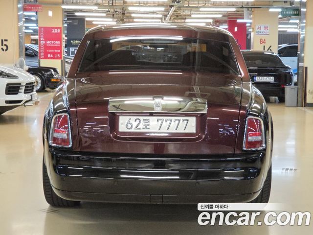 Rolls-Royce Phantom 6.7 EWB V12 — пробег 139 000 км — фото 4 из 5