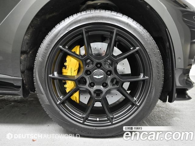 Astonmartin DBX из Кореи Encar