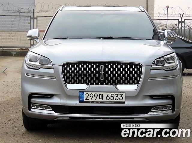Lincoln Aviator 3.0 Black Label AWD — пробег 190 699 км — фото 2 из 5