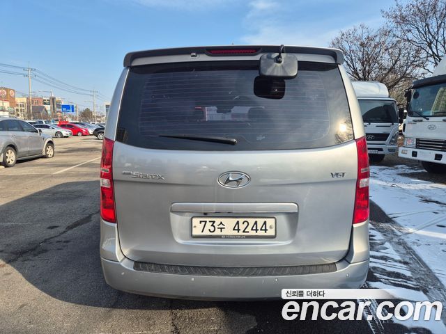 Hyundai Starex 11-Seater Wagon HVX Premium — пробег 148 638 км — фото 3 из 5