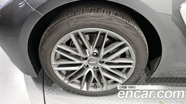 Genesis G70 из Кореи Encar