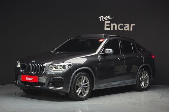 BMW X4 xDrive20i M Sport X — пробег 23 792 км — фото 1 из 5