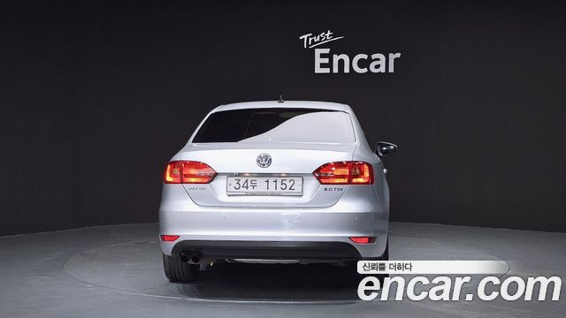 Volkswagen Jetta 2.0 TDI 6th — пробег 106 638 км — фото 4 из 5